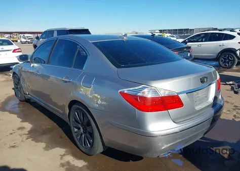 2009 Hyundai Genesis 3.8 z USA, uszkodzony, nr VIN KMHGC46E89U042787